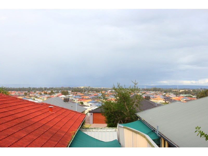 4 Northecut Rise, Parmelia WA 6167