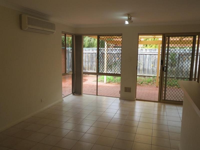 17 Patterson Street, Como WA 6152