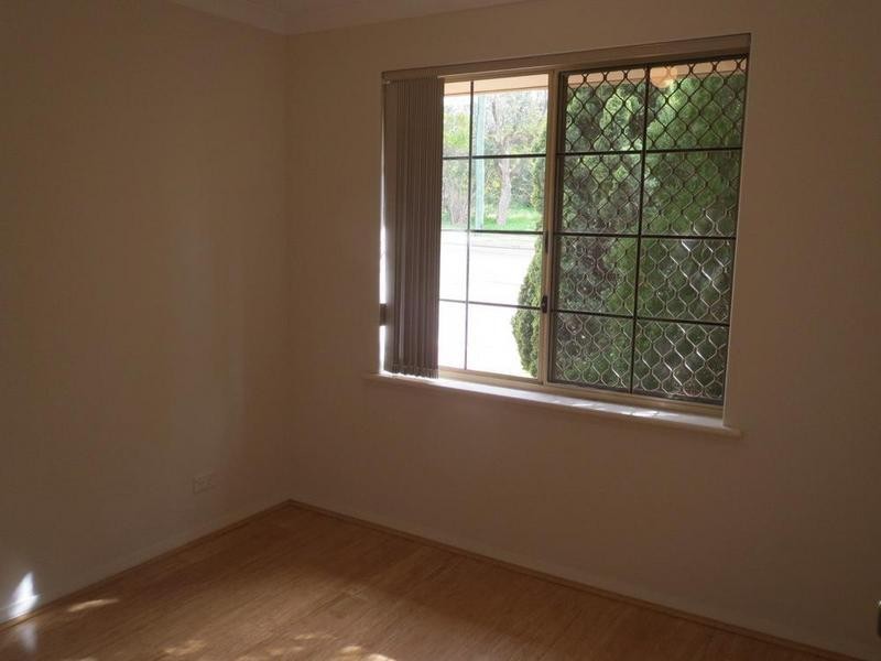 17 Patterson Street, Como WA 6152