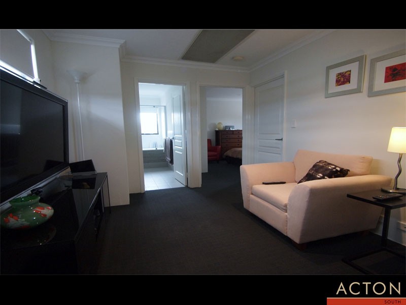 65C Canavan Crescent, Manning WA 6152