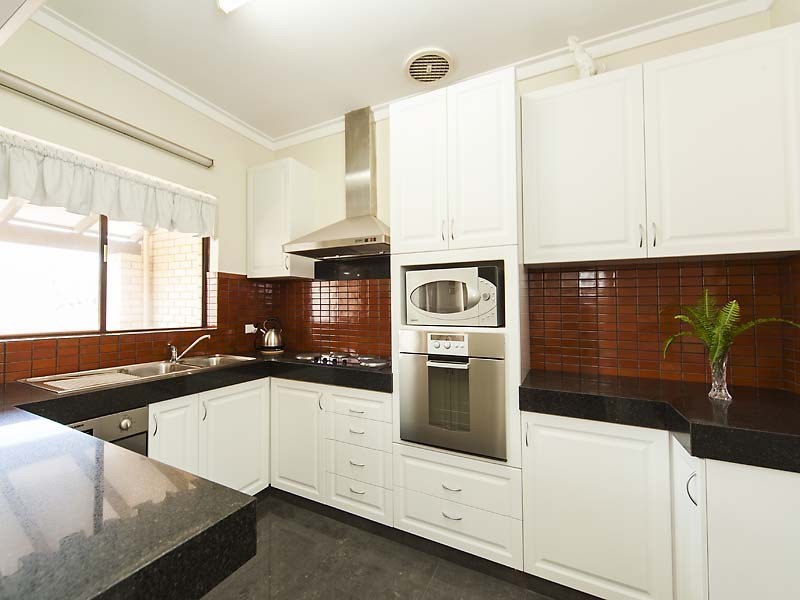 3/126 Mary Street, Como WA 6152