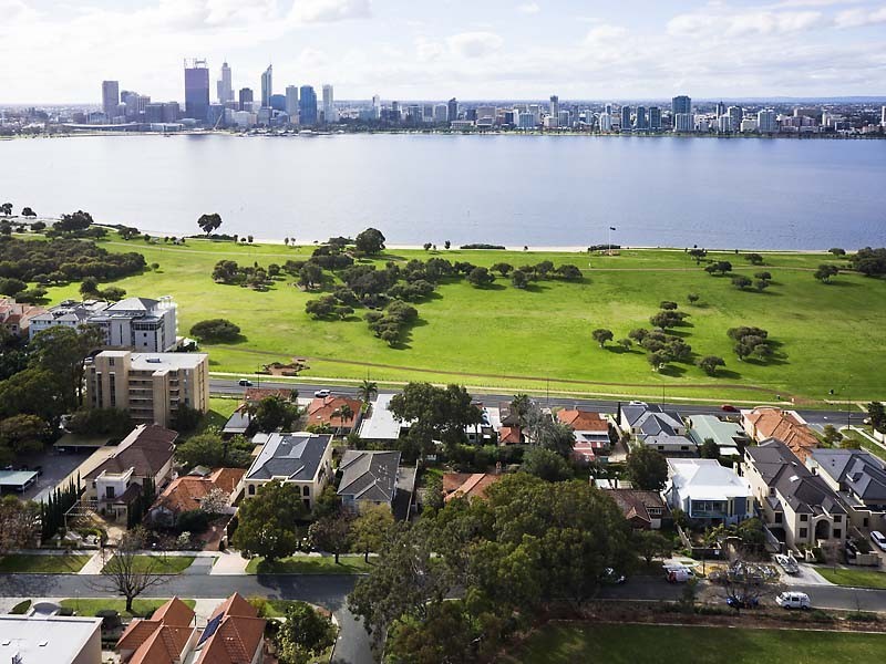 19 Hopetoun Street, South Perth WA 6151