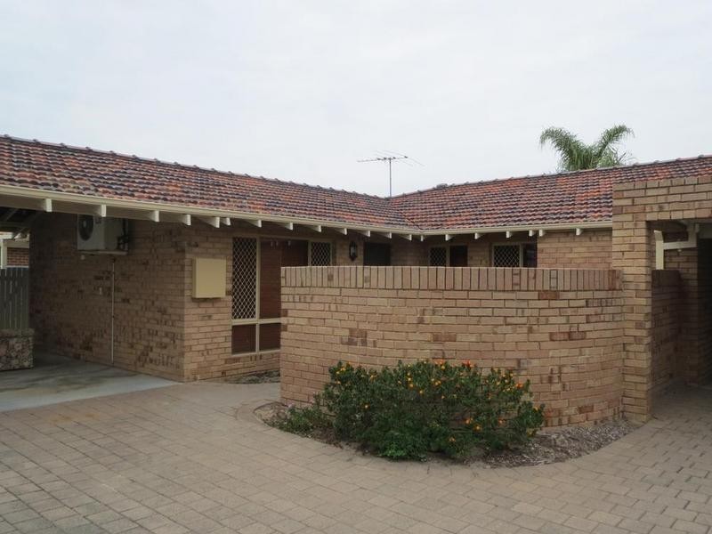 4/24 Strickland Street, South Perth WA 6151
