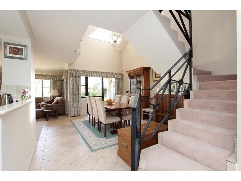 1/33 Banksia Terrace, Kensington WA 6151