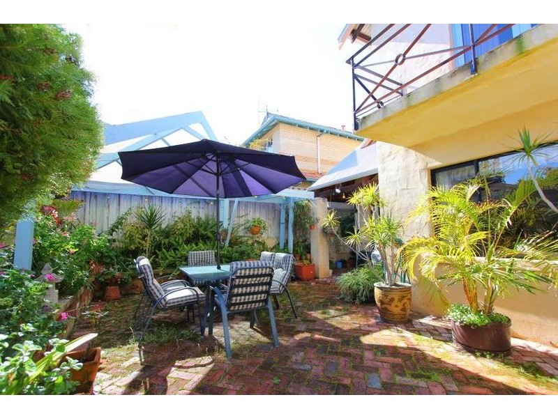 1/33 Banksia Terrace, Kensington WA 6151