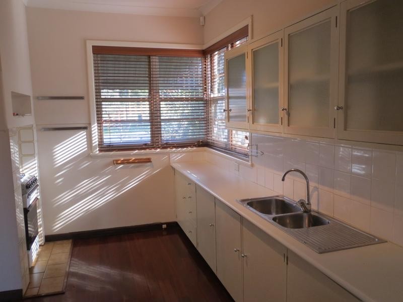 8 Huntingdon Street, East Victoria Park WA 6101