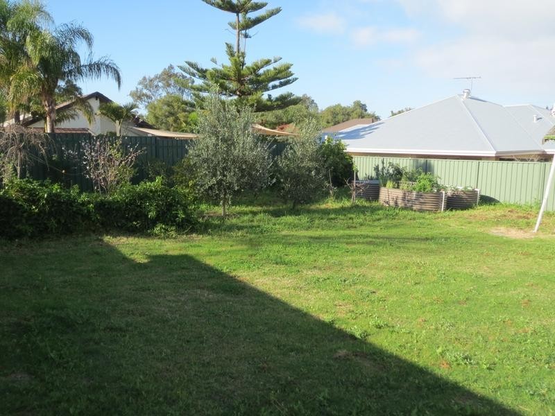 8 Huntingdon Street, East Victoria Park WA 6101