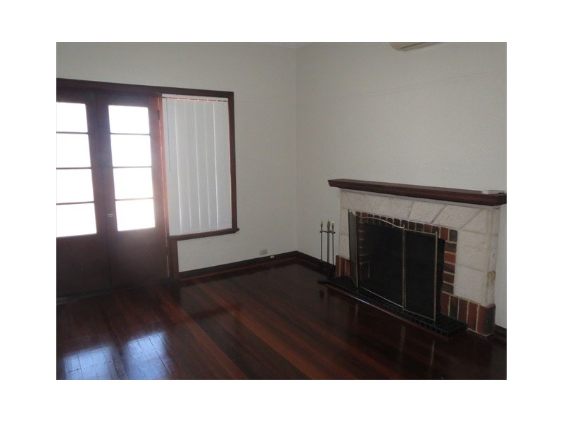 55 Hobbs Avenue, Como WA 6152