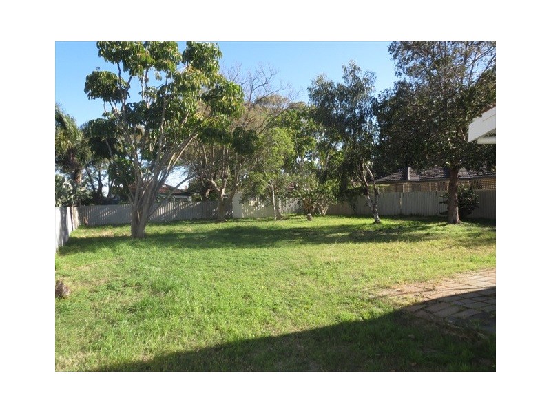 55 Hobbs Avenue, Como WA 6152