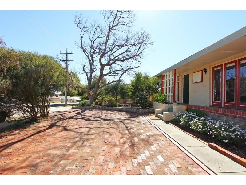 64A Bessell Street, Como WA 6152