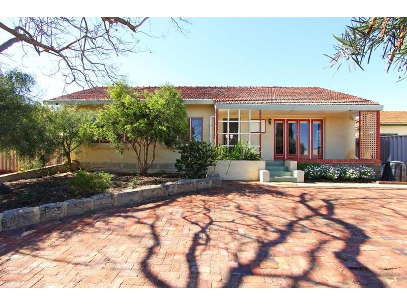 64A Bessell Street, Como WA 6152