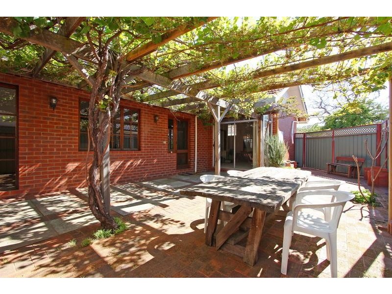 64A Bessell Street, Como WA 6152