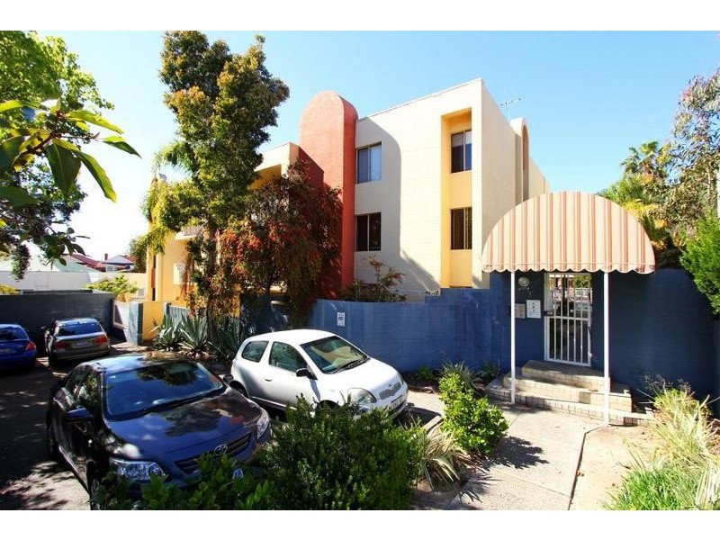 2/61 Elizabeth Street, South Perth WA 6151