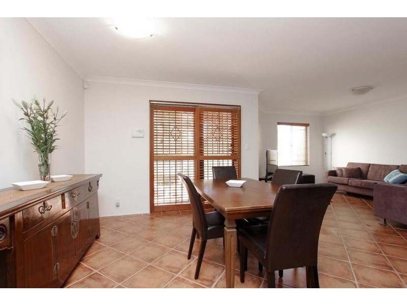 2/61 Elizabeth Street, South Perth WA 6151