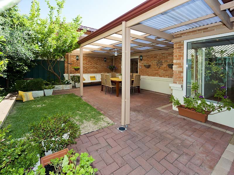 2/7 Riverview Street, South Perth WA 6151