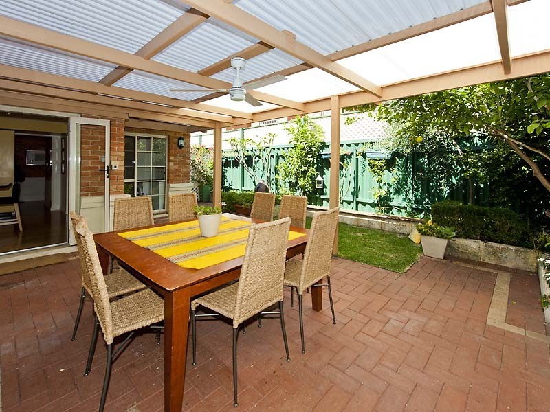 2/7 Riverview Street, South Perth WA 6151