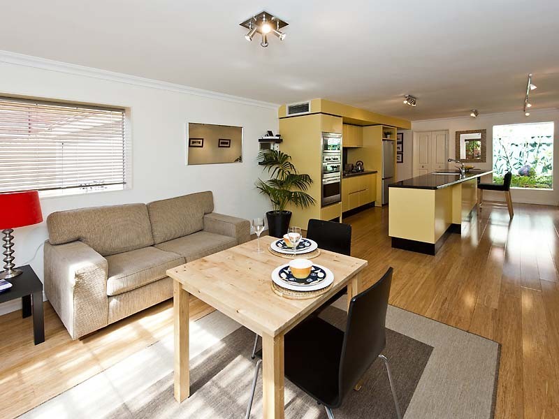 2/7 Riverview Street, South Perth WA 6151