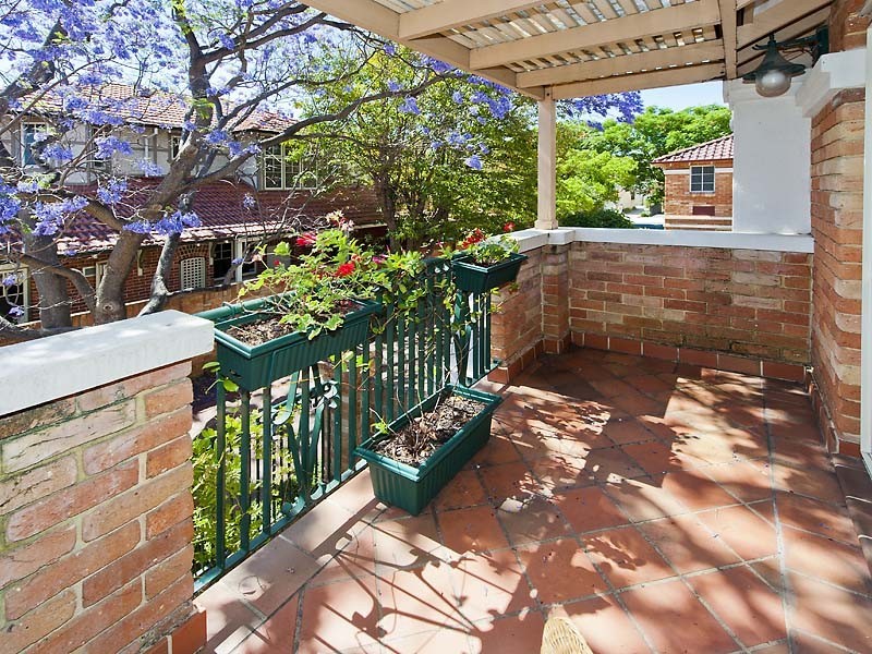 2/7 Riverview Street, South Perth WA 6151