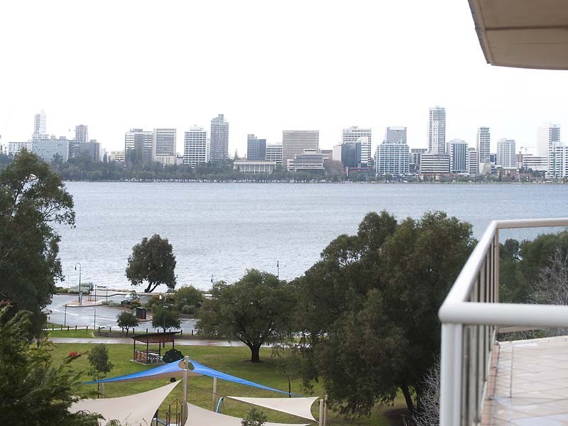 15/150 Mill Point Road, South Perth WA 6151