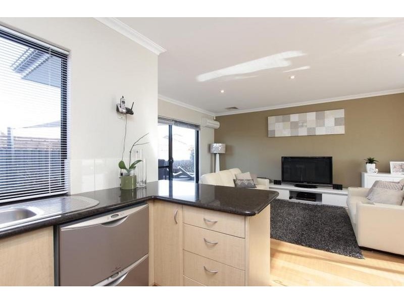 3/24 Park Street, Como WA 6152