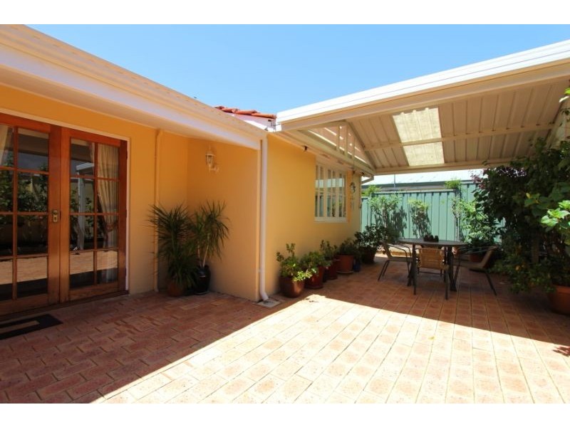 1/165 Canning Highway, South Perth WA 6151