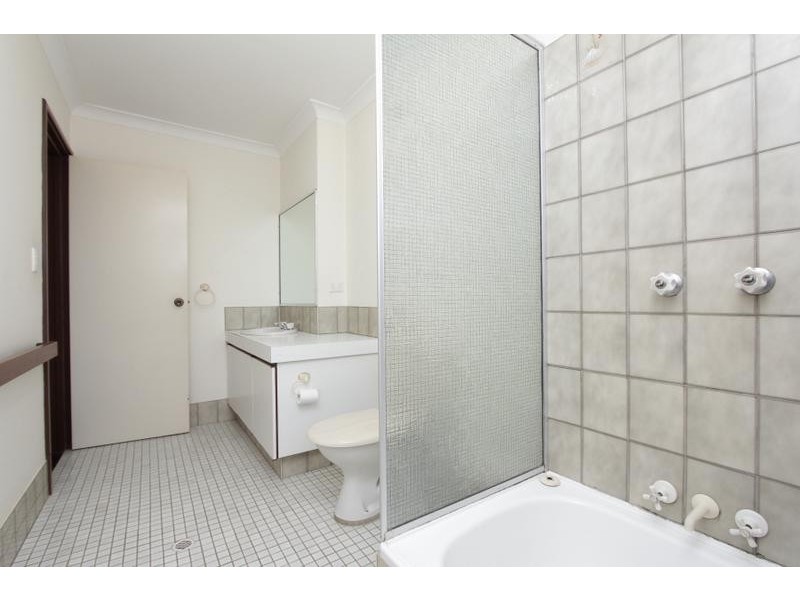 4/24 Cale Street, Como WA 6152