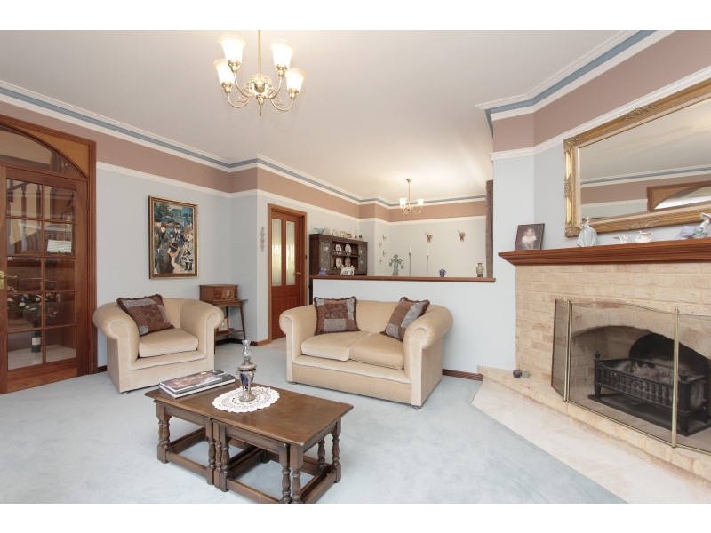 67 Kilkenny Circle, Waterford WA 6152