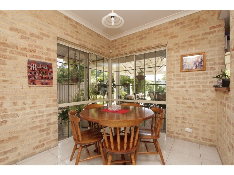 67 Kilkenny Circle, Waterford WA 6152