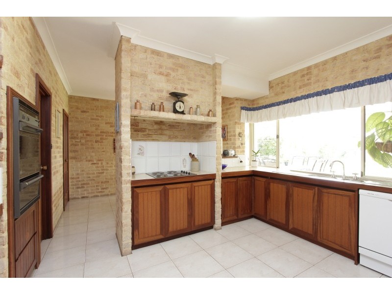 67 Kilkenny Circle, Waterford WA 6152