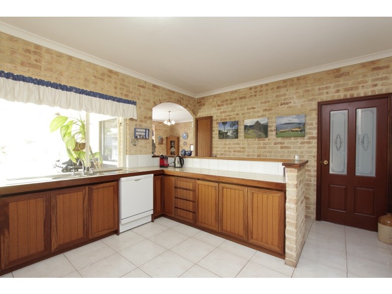 67 Kilkenny Circle, Waterford WA 6152