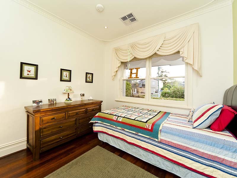 24 Etwell Street, East Victoria Park WA 6101