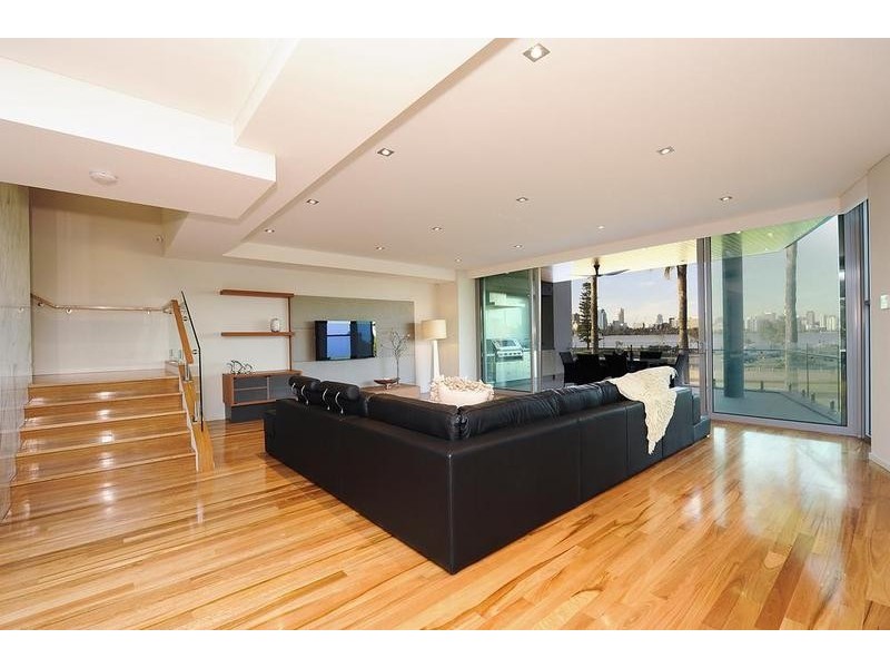 8 Witcomb Place, South Perth WA 6151
