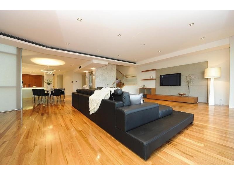 8 Witcomb Place, South Perth WA 6151
