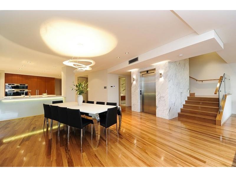 8 Witcomb Place, South Perth WA 6151
