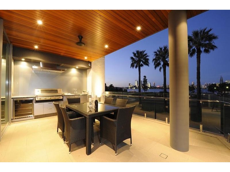 8 Witcomb Place, South Perth WA 6151