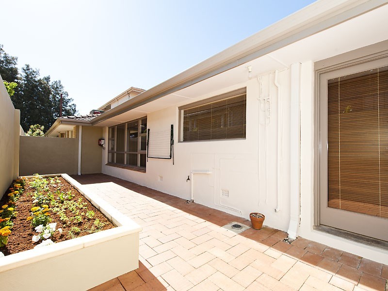 3 Karoo Street, South Perth WA 6151