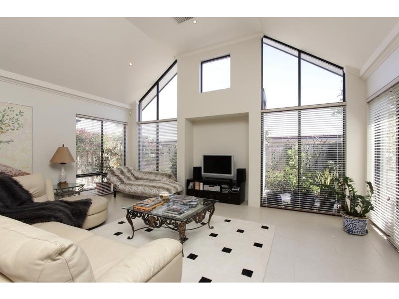 17 Etwell Street, East Victoria Park WA 6101