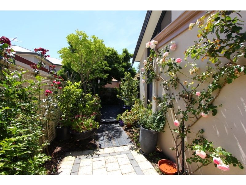 17 Etwell Street, East Victoria Park WA 6101