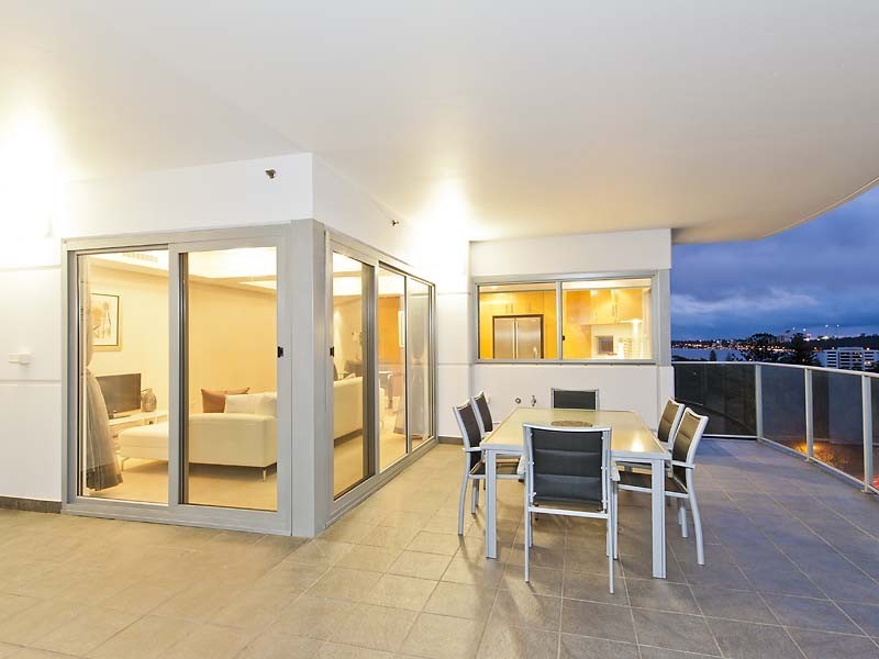 6/152 Mill Point Road, South Perth WA 6151