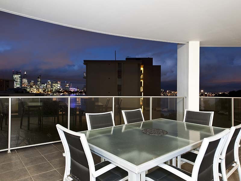 6/152 Mill Point Road, South Perth WA 6151