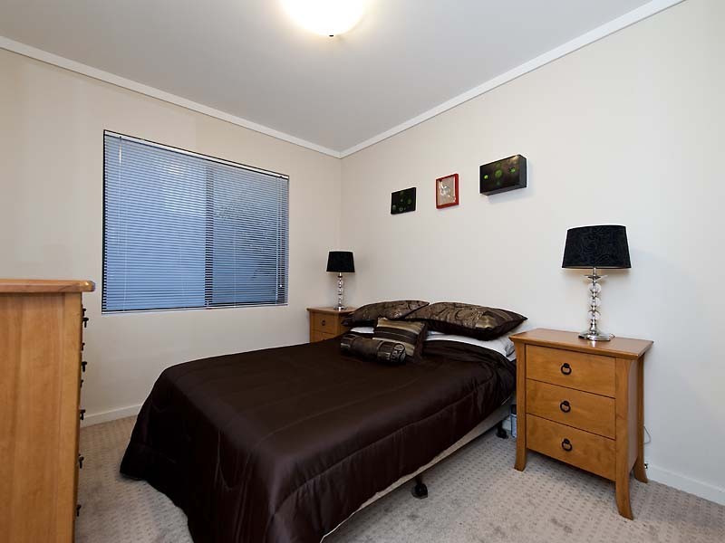 20 Swan Street, South Perth WA 6151