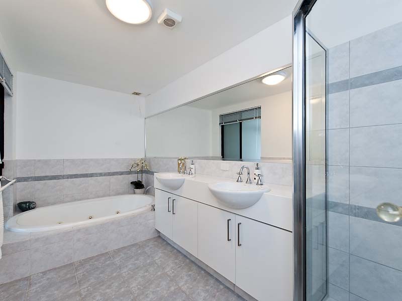 20 Swan Street, South Perth WA 6151