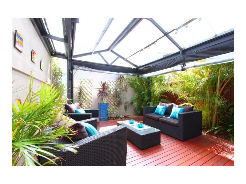 2/20 Stone Street, South Perth WA 6151