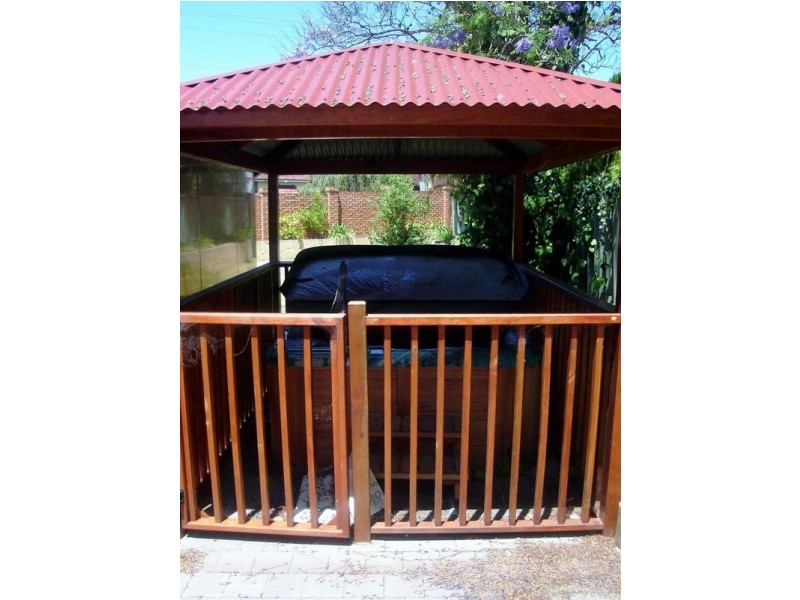 1 Campbell Street, Kensington WA 6151