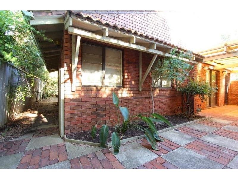 1/148 Coode Street, Como WA 6152