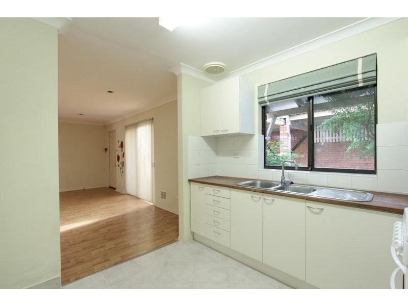 1/148 Coode Street, Como WA 6152