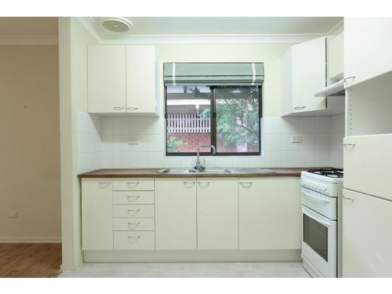 1/148 Coode Street, Como WA 6152