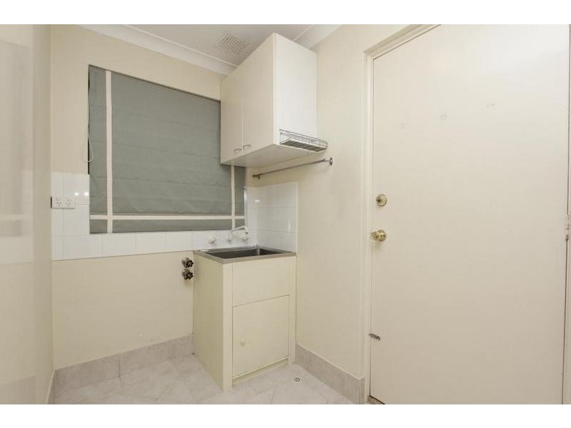 1/148 Coode Street, Como WA 6152