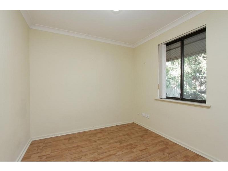 1/148 Coode Street, Como WA 6152