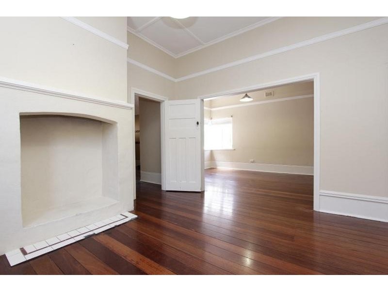 70 Geddes Street, Victoria Park WA 6100